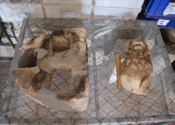 Assos'ta 2 bin 200 yıllık aslan heykeli günyüzüne çıkarıldı