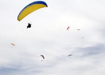 Tepe'de Yanlız Olmak